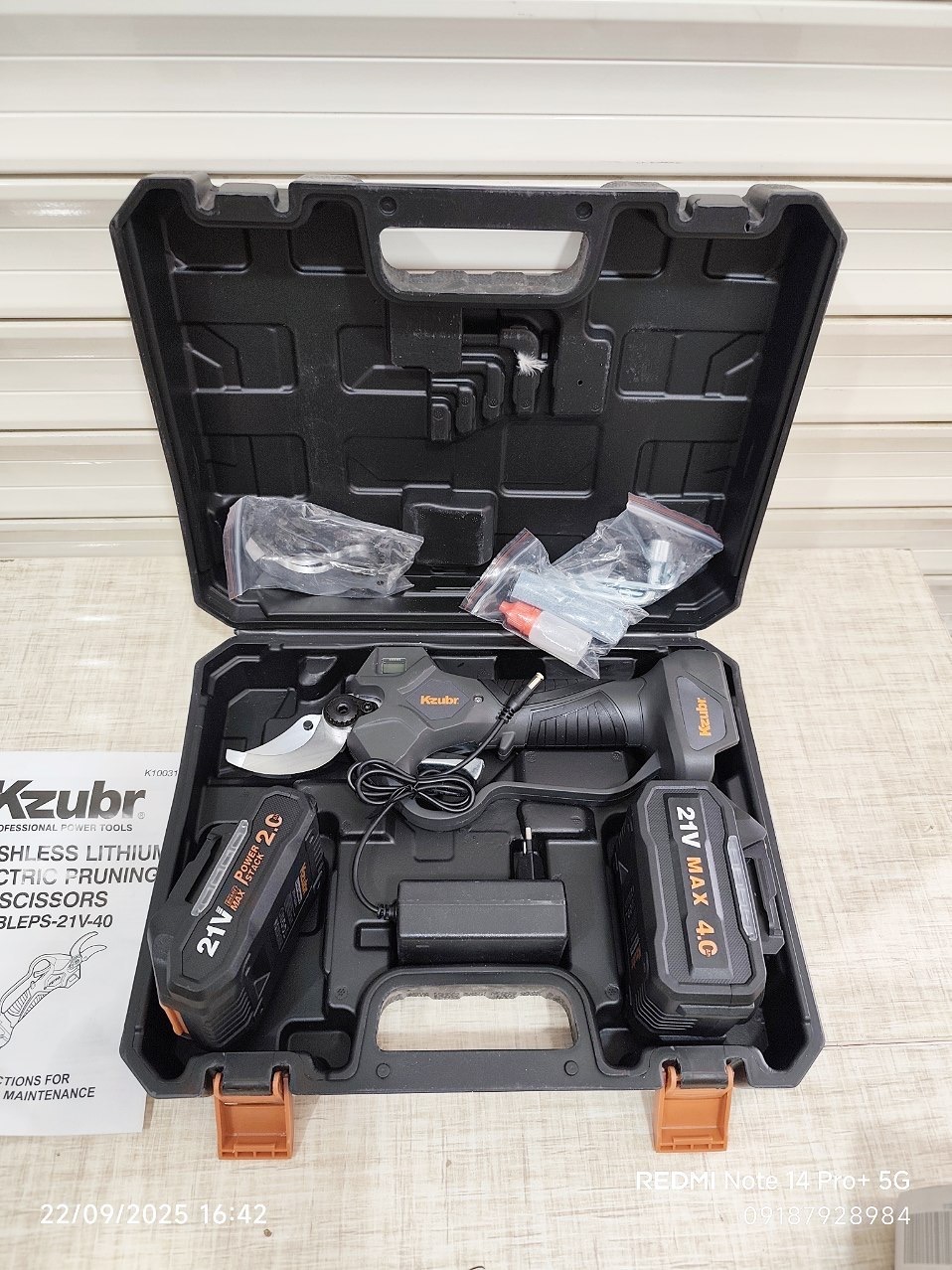 قیچی شارژی باغبانی زوبر براشلس 21 ولت مدل k10031